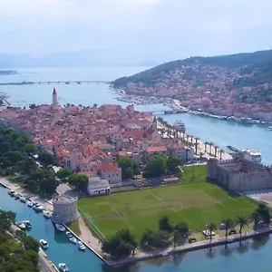 Mira Apartament Trogir