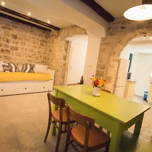 Sunce Apartament Kaštela