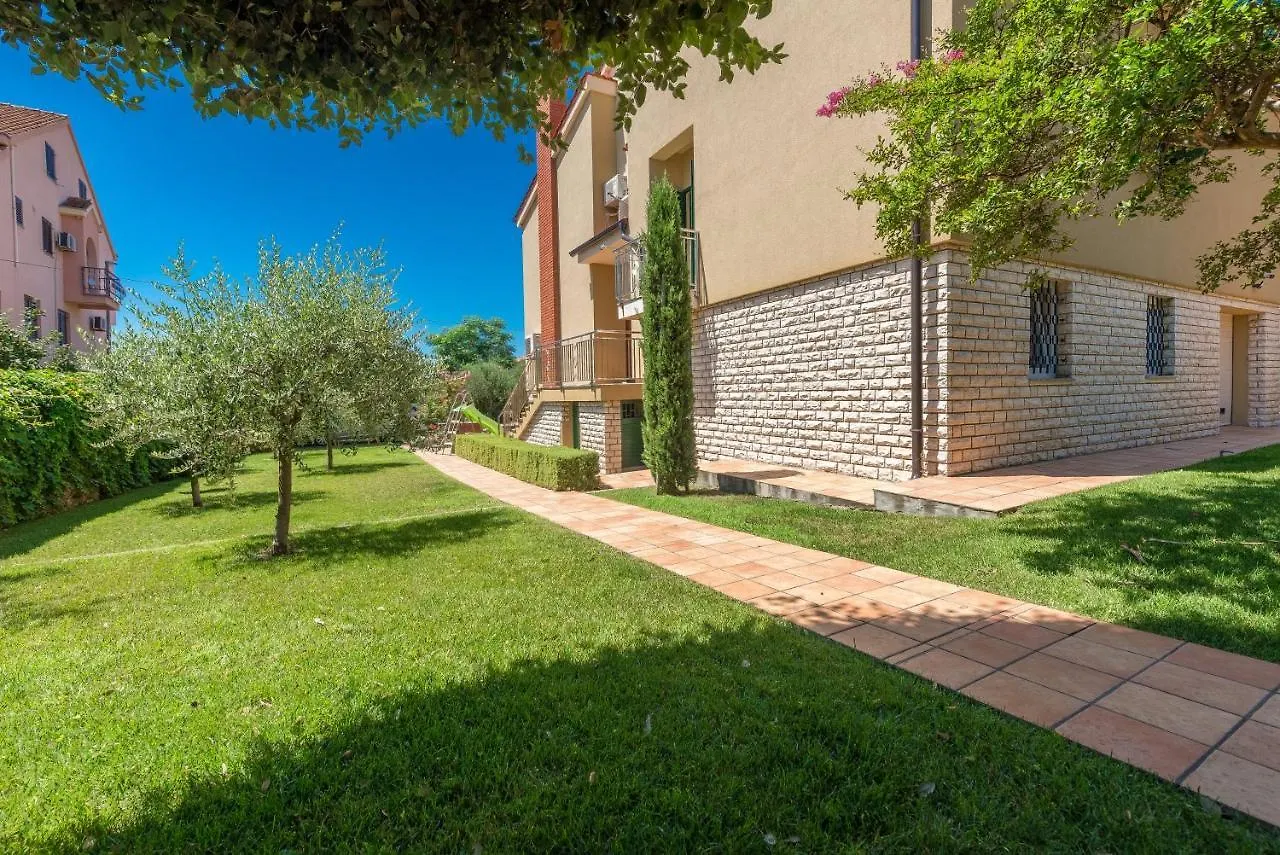 Villa Lux Nina With Six Bedrooms, Private Pool, Sauna Zadar