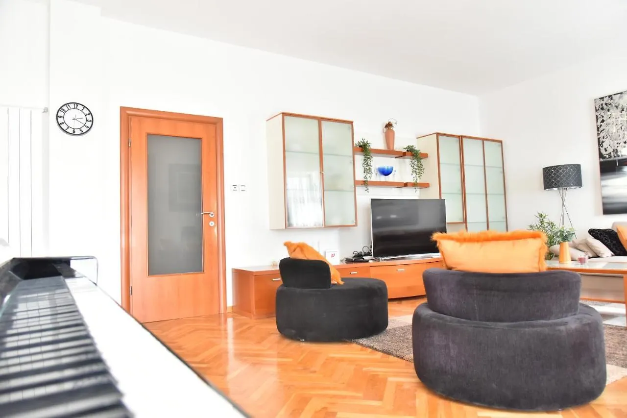 Villa Lux Nina With Six Bedrooms, Private Pool, Sauna Zadar
