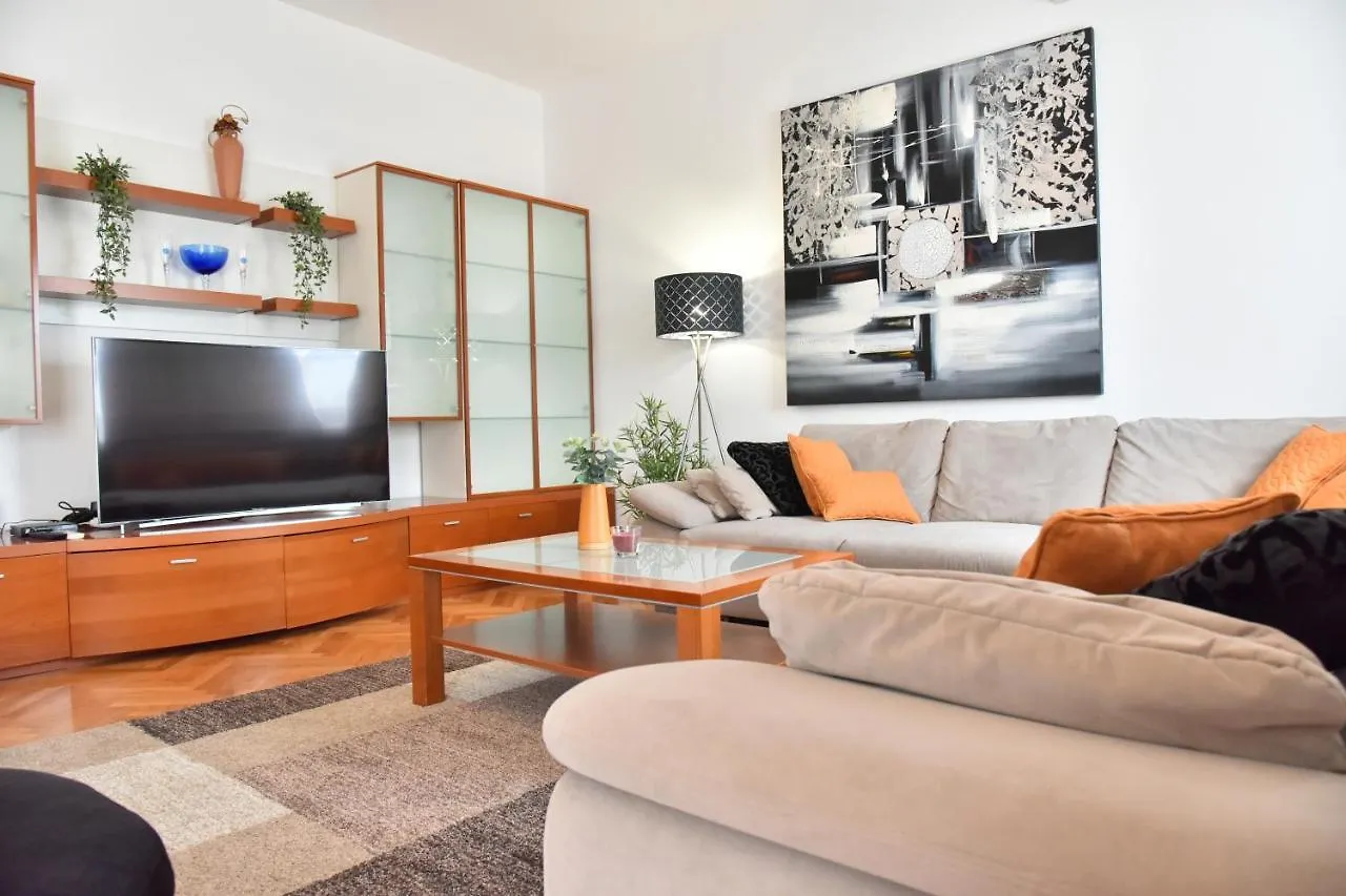 Villa Lux Nina With Six Bedrooms, Private Pool, Sauna Zadar Croatia